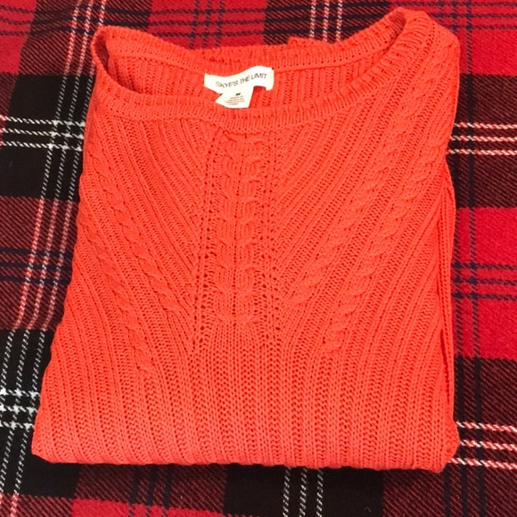 EUC.  SKYES THE LIMIT SWEATER.  MEDIUM - Picture 6 of 6